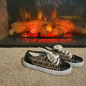 Kids Michael Kors ,size12